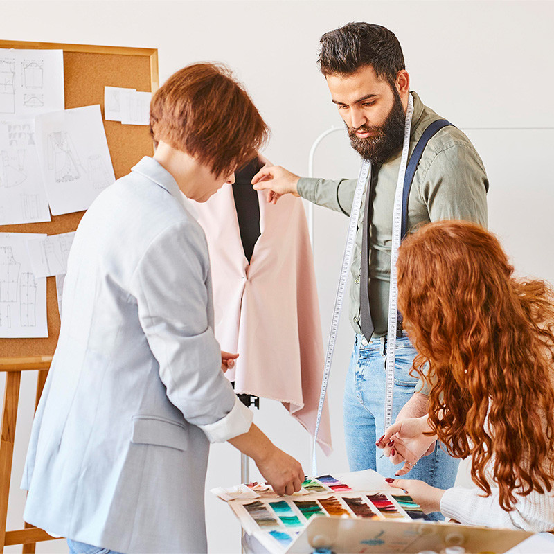 How to Master the Art of Mix and Match: Creating Versatile Outfits